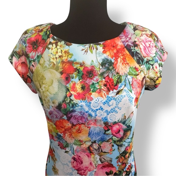 Beige by eci Floral Fitted Dress Women's Size 8 Stretchy Office Workwear Spring - Picture 3 of 13